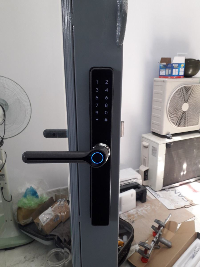 Khóa vân tay cửa nhôm Kassler KL-599 