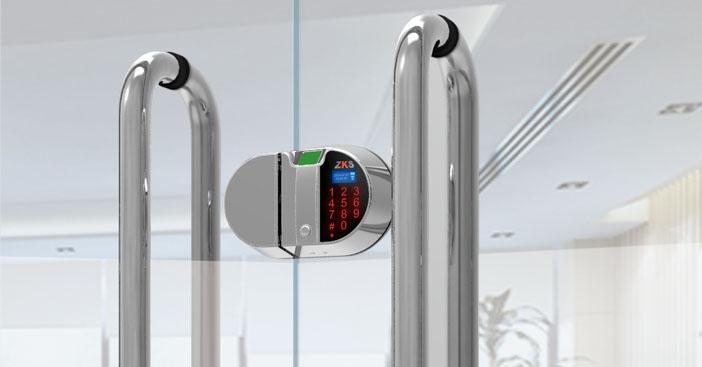 quản lý cổng tự động bằng vân tay là xu hướng hiện đại