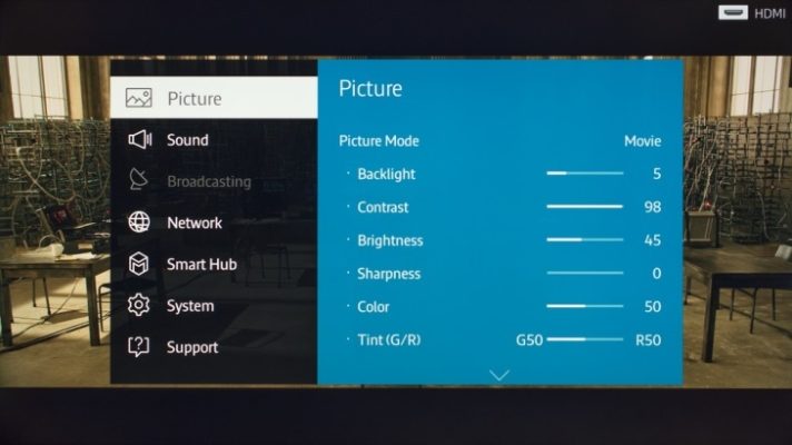 Cách chỉnh màu trên tivi TCL