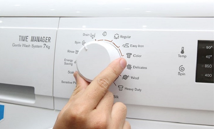 Sử dụng chế độ giặt chăn của máy giặt hoặc các chế độ mang lại hiệu quả tương tự Sử dụng chế độ giặt chăn của máy giặt
