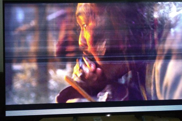 Nguyên nhân màn hình tv TCL bị lỗi kẻ sọc