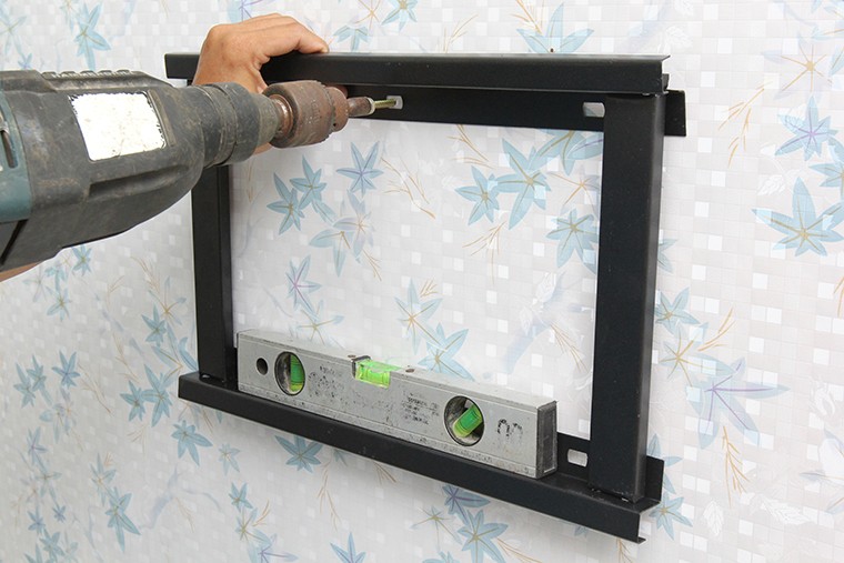 2. Giá treo Tivi khung tranh có những loại nào?