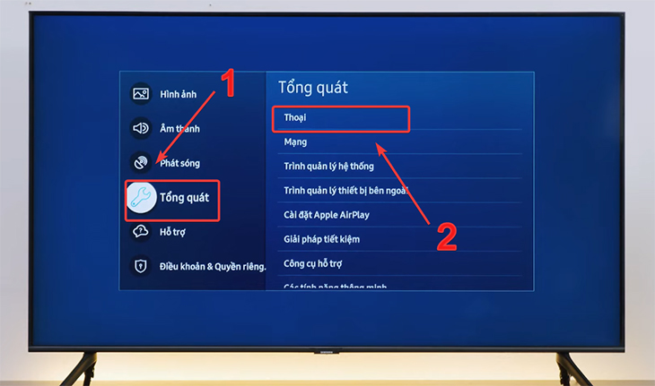 bạn hãy chọn vào mục Tổng quát. Sau đó, bạn hãy nhấn vào mục Thoại. 3. Hướng dẫn cách cài đặt Google Assistant trên tivi Samsung