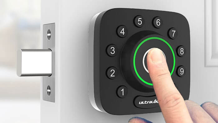 Khóa cửa sinh trắc học là gì? Những điều bạn cần biết 15 có thể cài đặt khóa sinh trắc học trong khu dân cư và cả những khu thương mại