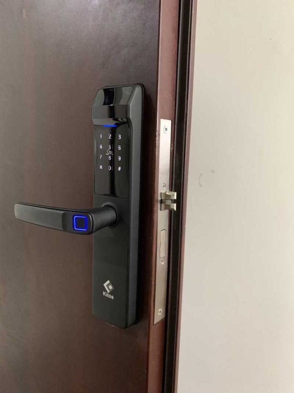 Khóa vân tay Kitos KT-G300 hình ảnh thực tế