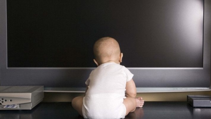 Tại sao màn hình tivi LG bị tối?【Cách khắc phục tại nhà】 3 Khi tính năng cảm biến ánh sáng chưa ổn định