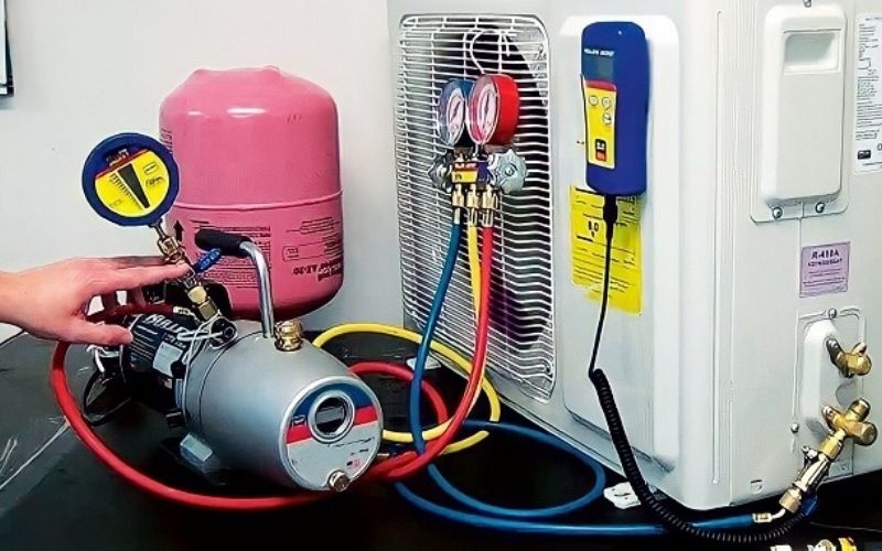 Trường hợp 2: Lỗi CH38 máy lạnh LG do điều hòa hết gas 