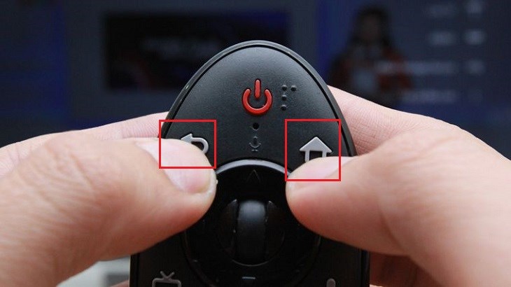 Nhấn và giữ cùng lúc 2 nút Home và Back trong 10 giây để đăng ký Magic Remote LG