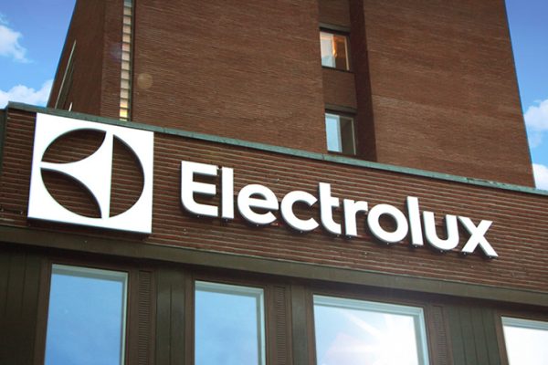 1.2. Thương hiệu máy sấy quần áo Electrolux