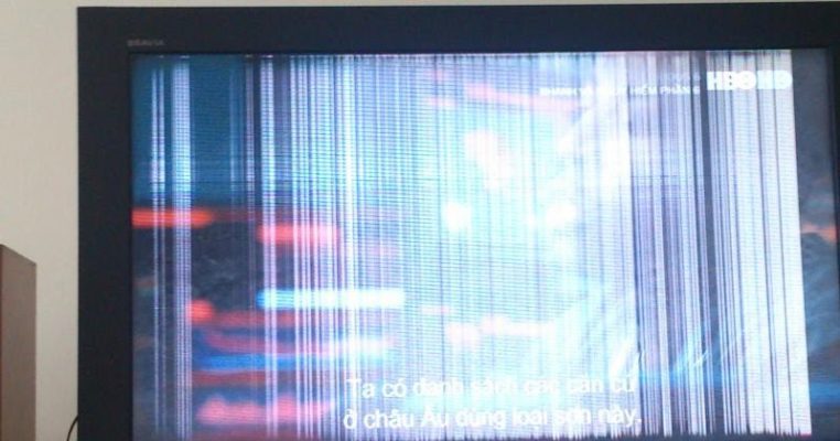 1. Cách nhận biết tivi bị sọc màn hình
