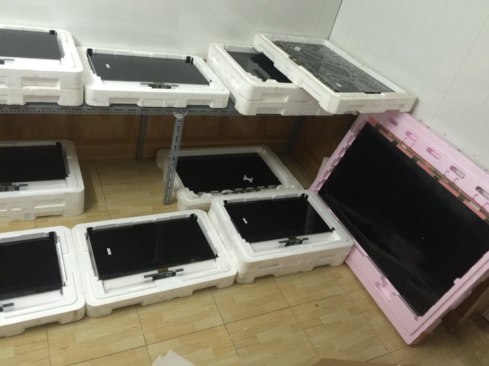 3. Nên thay màn hình TV 65 inch Samsung hay mua tivi mới?