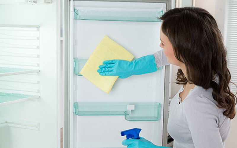 Vệ sinh tủ lạnh định kỳ 1 tháng/lần
