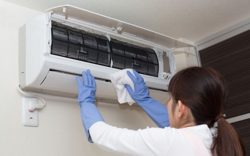 Vệ sinh điều hòa Toshiba